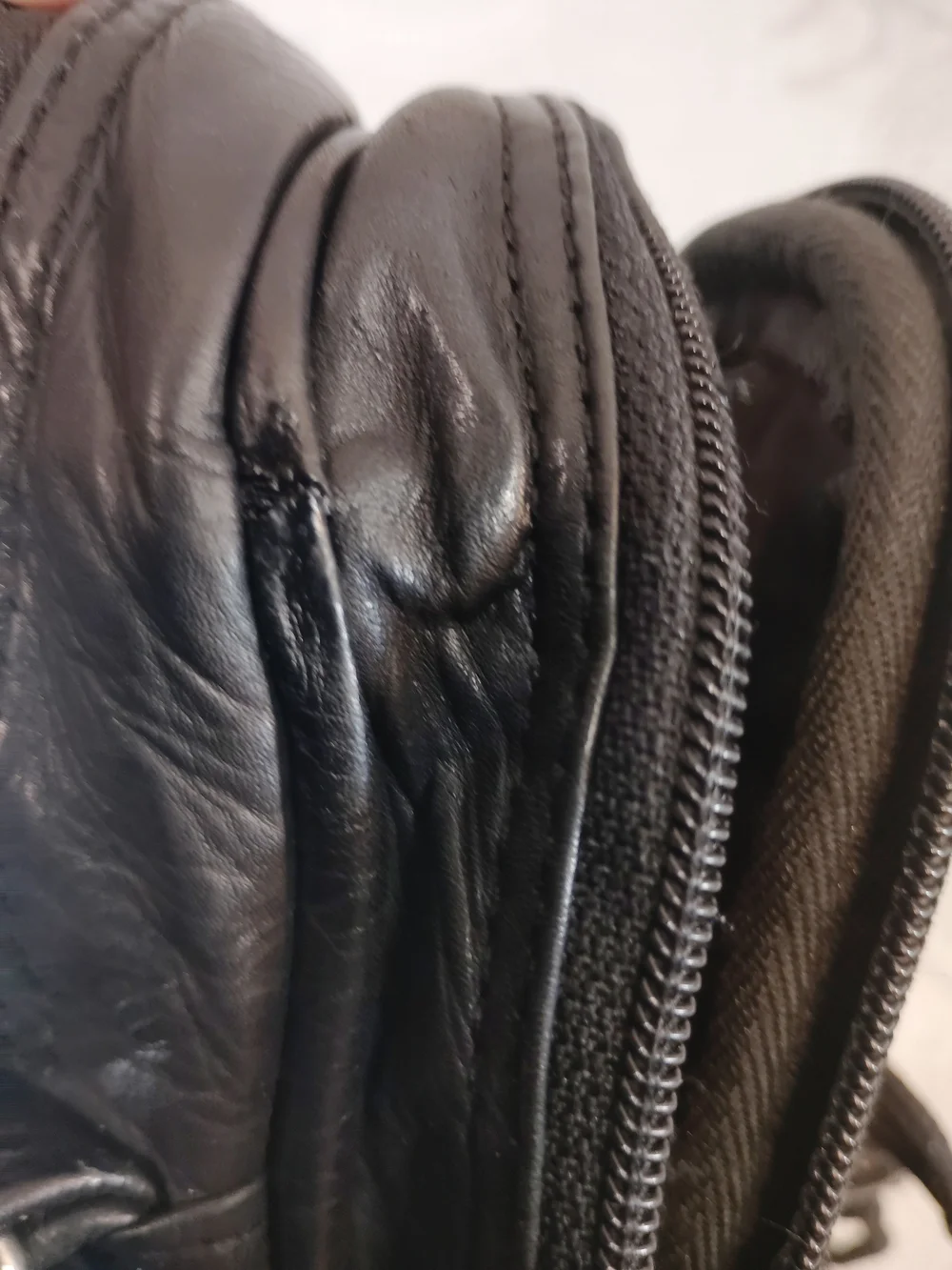 Wilson's Leather Men's Black Crossbody Messenger Bag - Compact Everyday Carry